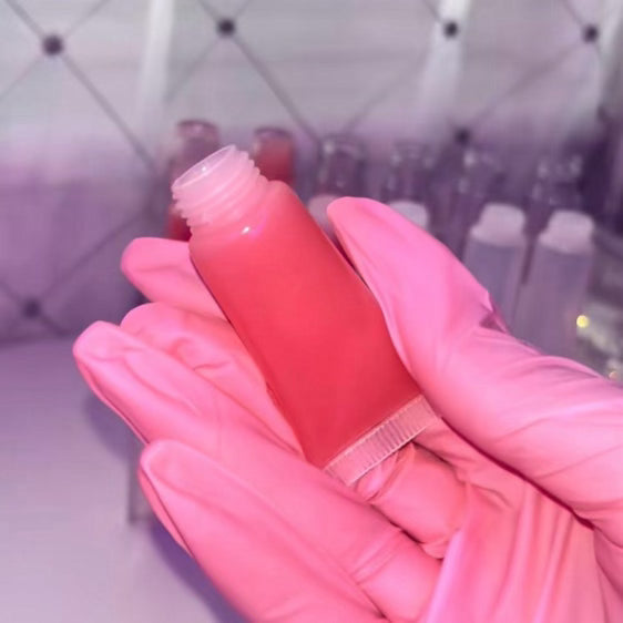 Strawberry Delight Lip Hydrator ❀ (Sample Tubes)